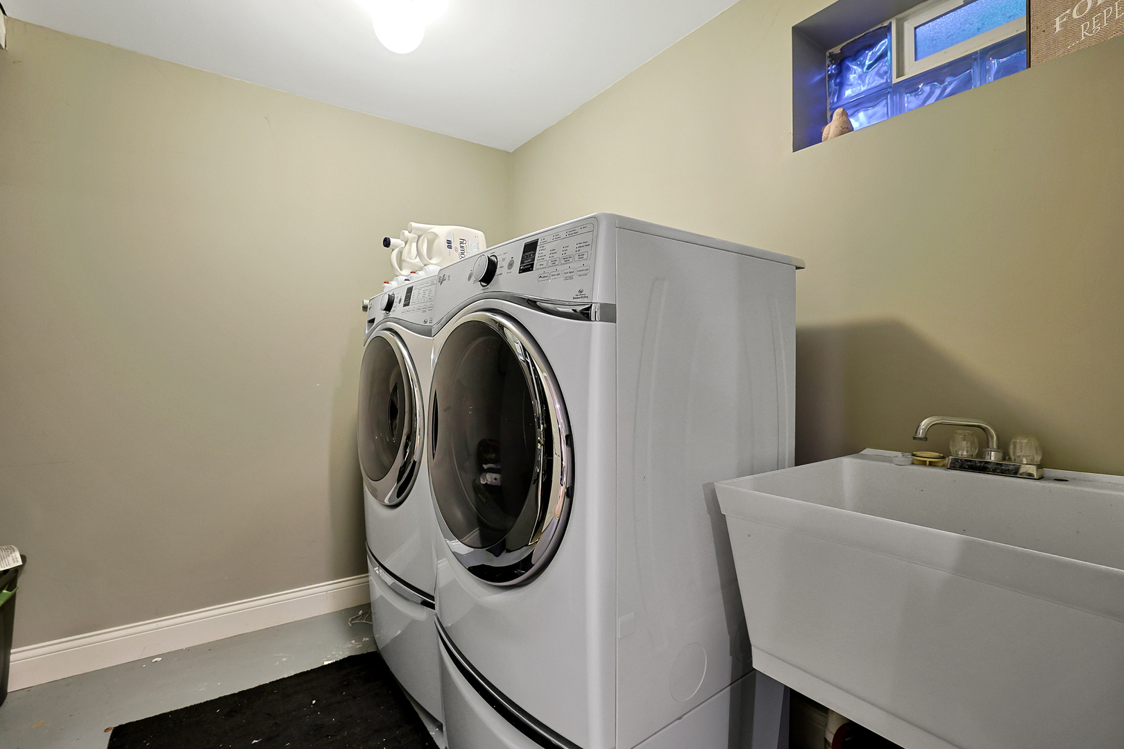 562 Revere Avenue, Westmont, IL 60559