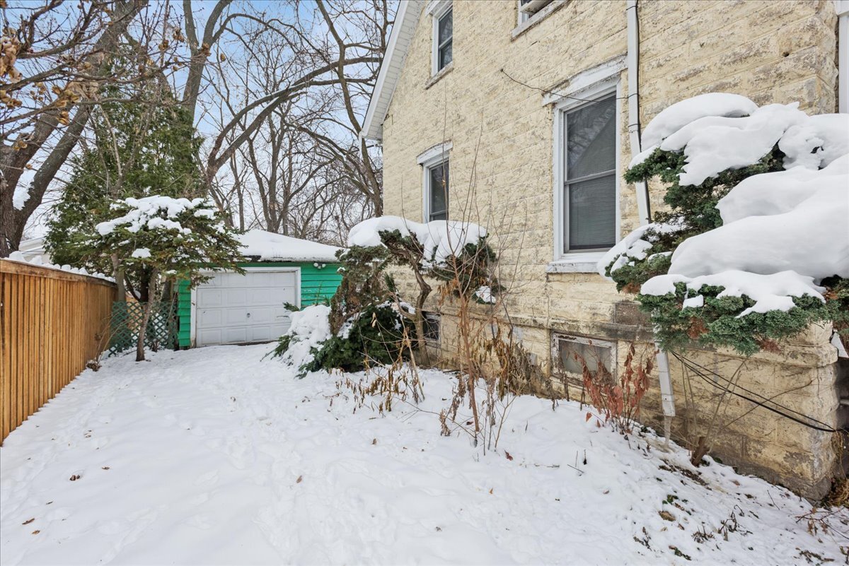 431 E Liberty Drive, Wheaton, IL 60187