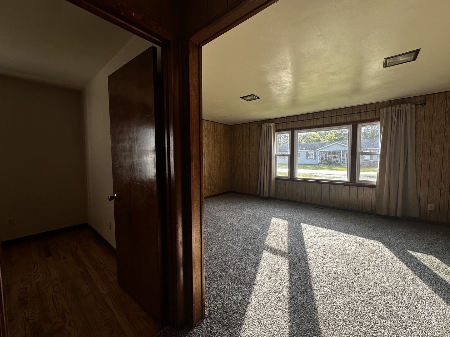 213 Peoria Street, Gilman, IL 60938