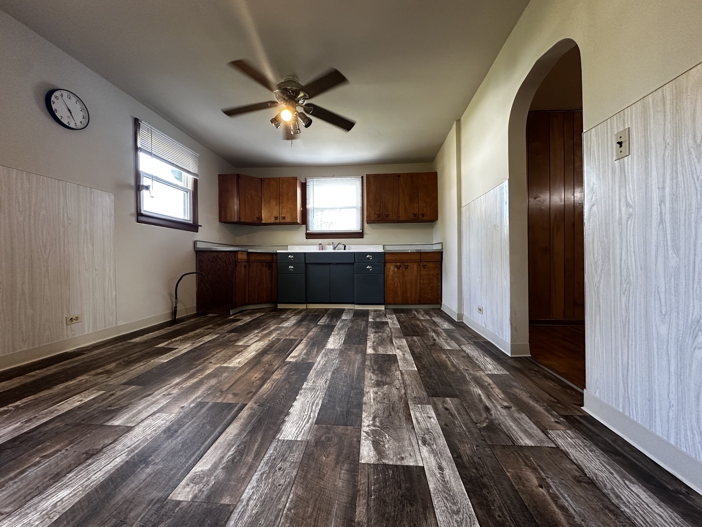 213 Peoria Street, Gilman, IL 60938