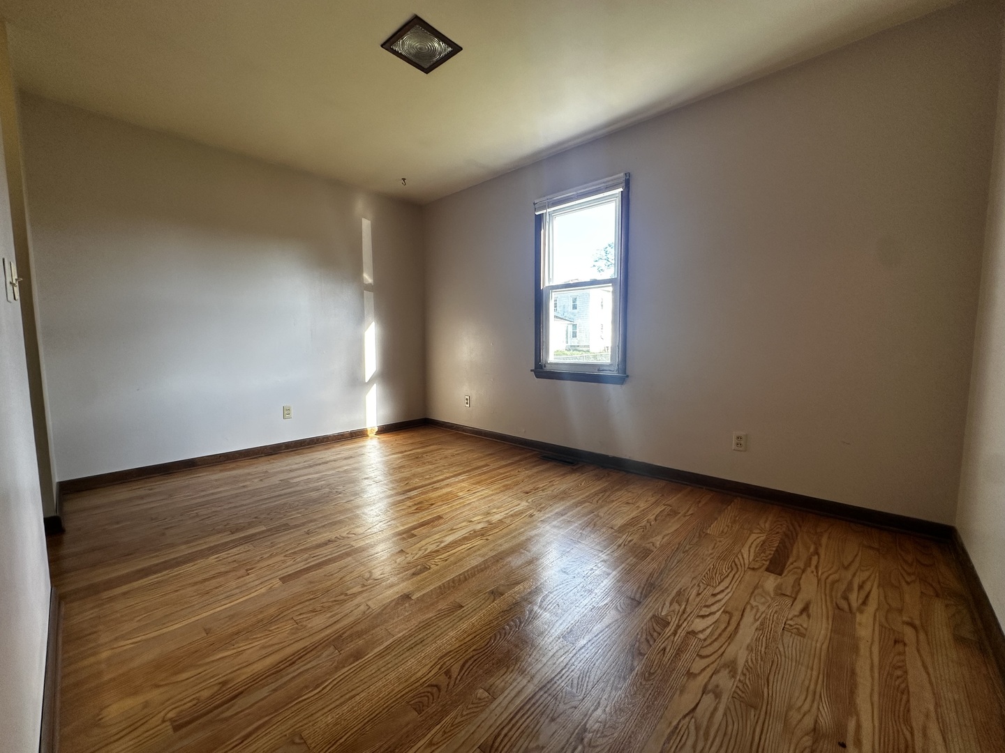 213 Peoria Street, Gilman, IL 60938