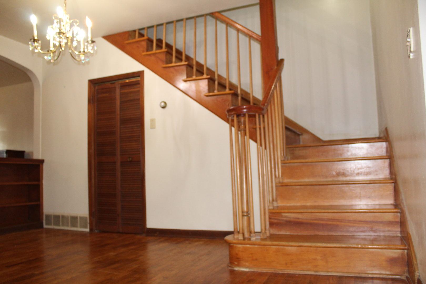 213 Peoria Street, Gilman, IL 60938