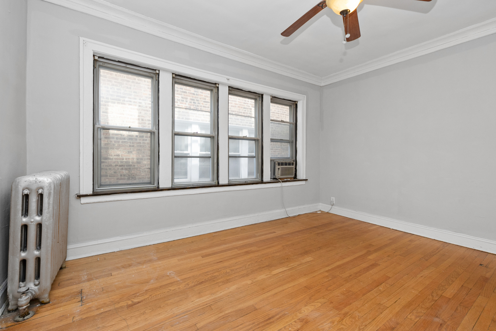7422 S Bennett Avenue #2, Chicago, IL 60649