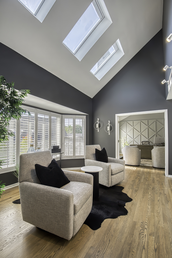 185 Barra Lane, Inverness, IL 60067