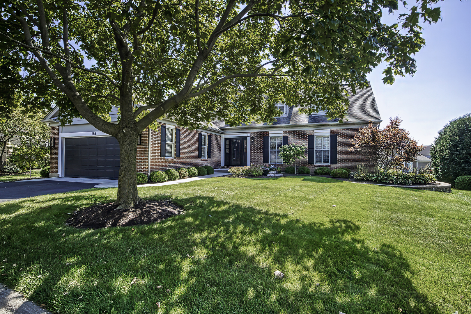 185 Barra Lane, Inverness, IL 60067