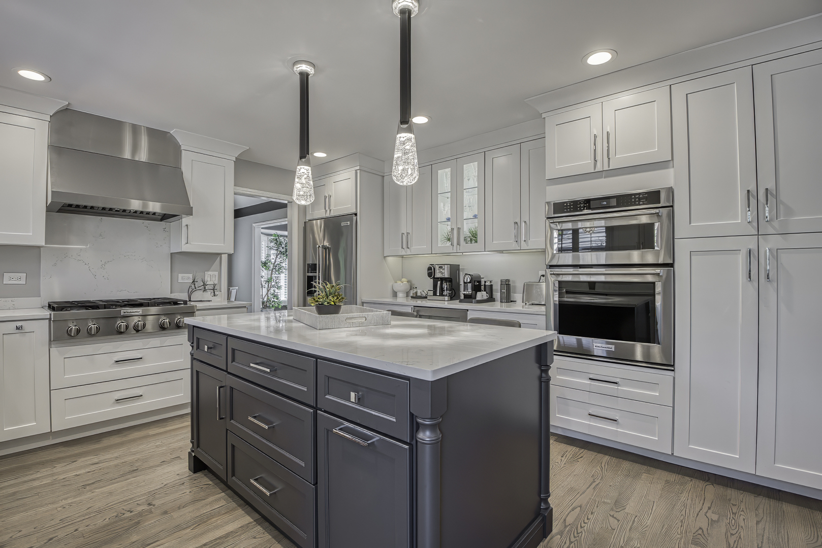 185 Barra Lane, Inverness, IL 60067