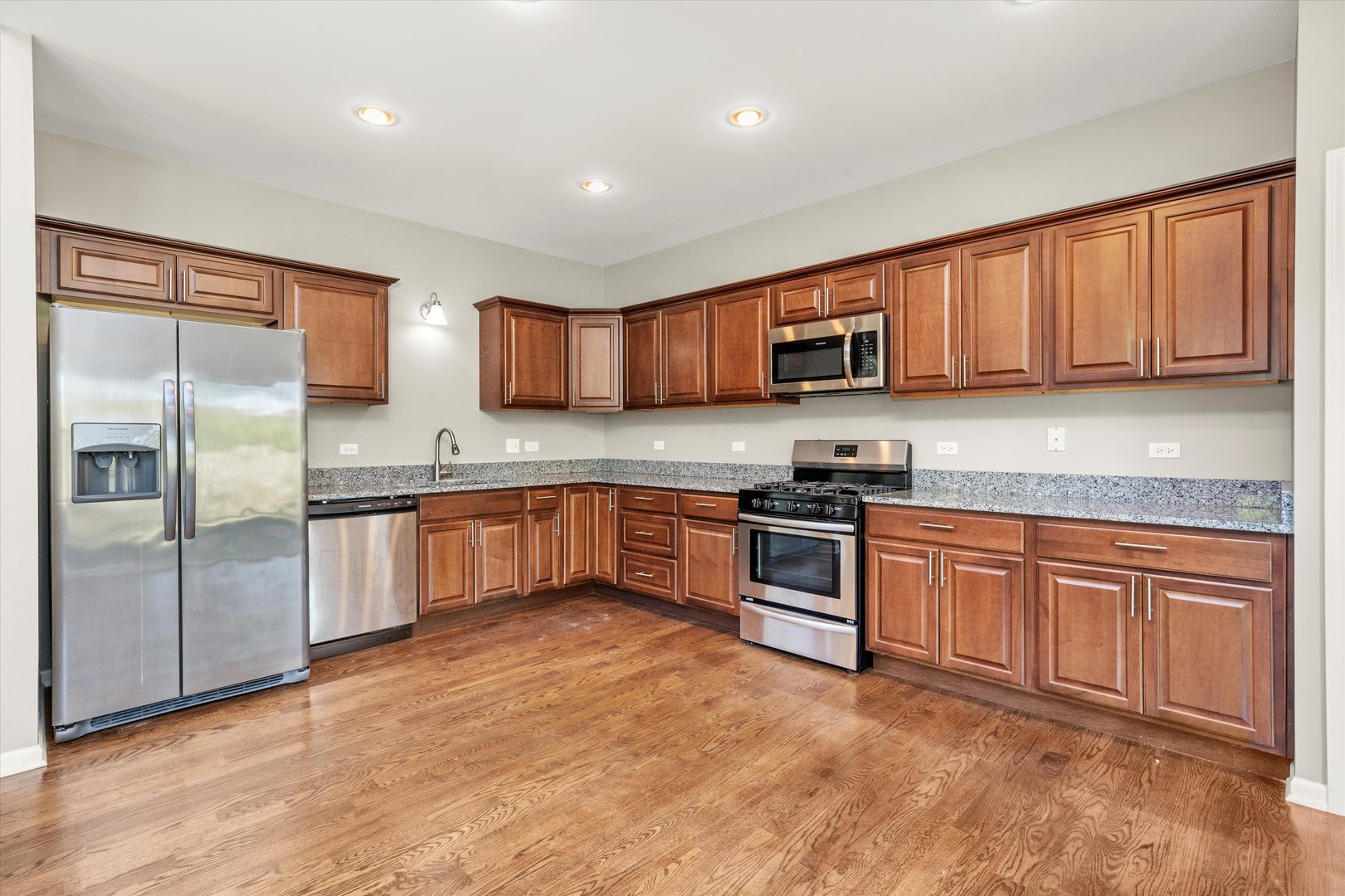 3839 MUNSON Street, Plano, IL 60545