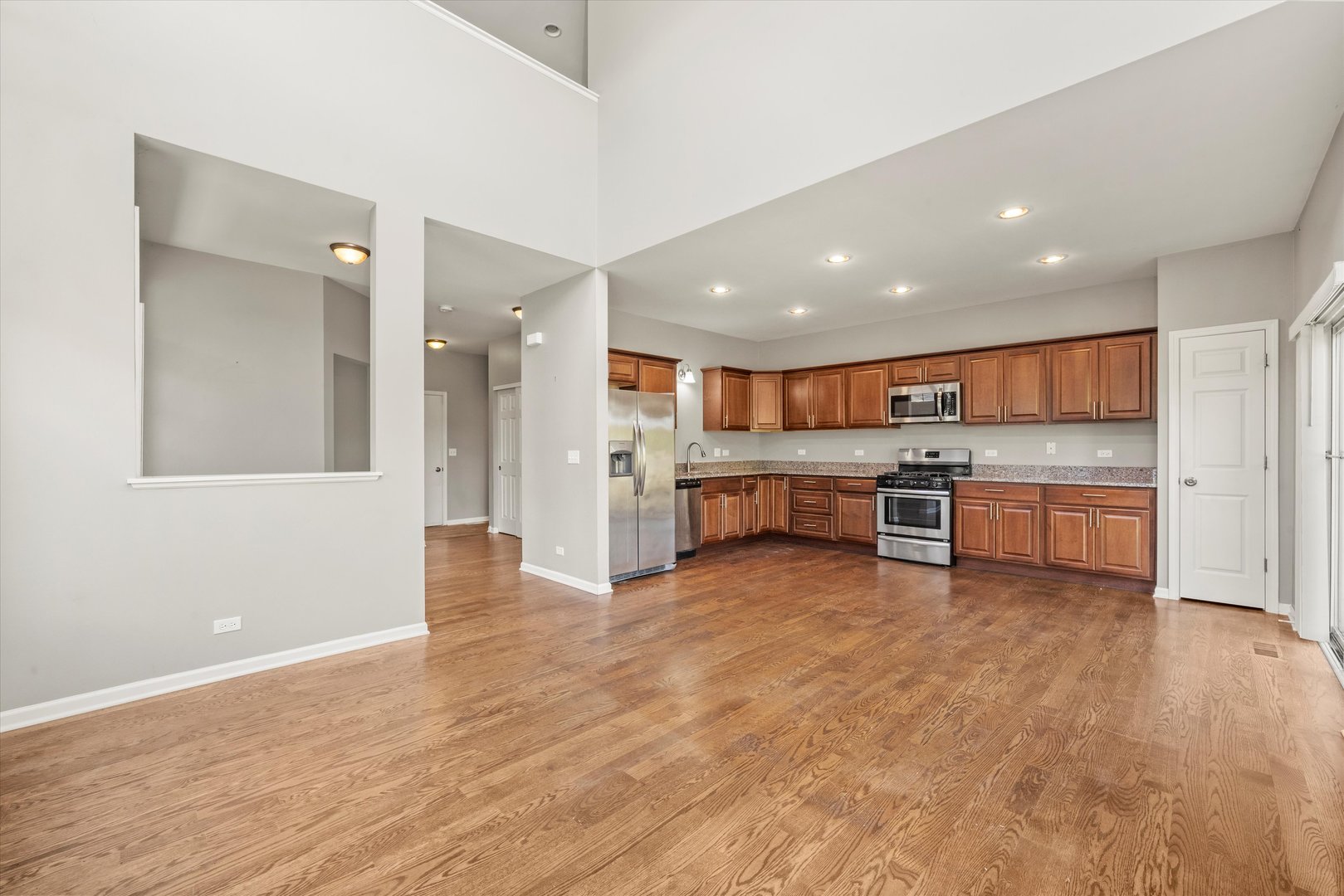 3839 MUNSON Street, Plano, IL 60545