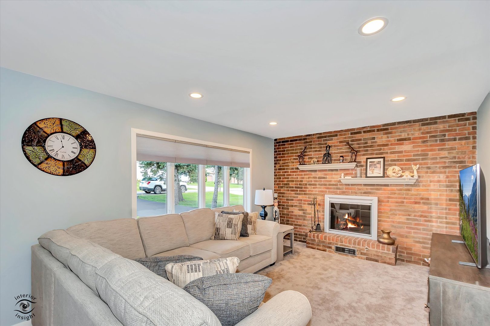 17W141 Monterey Avenue, Oakbrook Terrace, IL 60181
