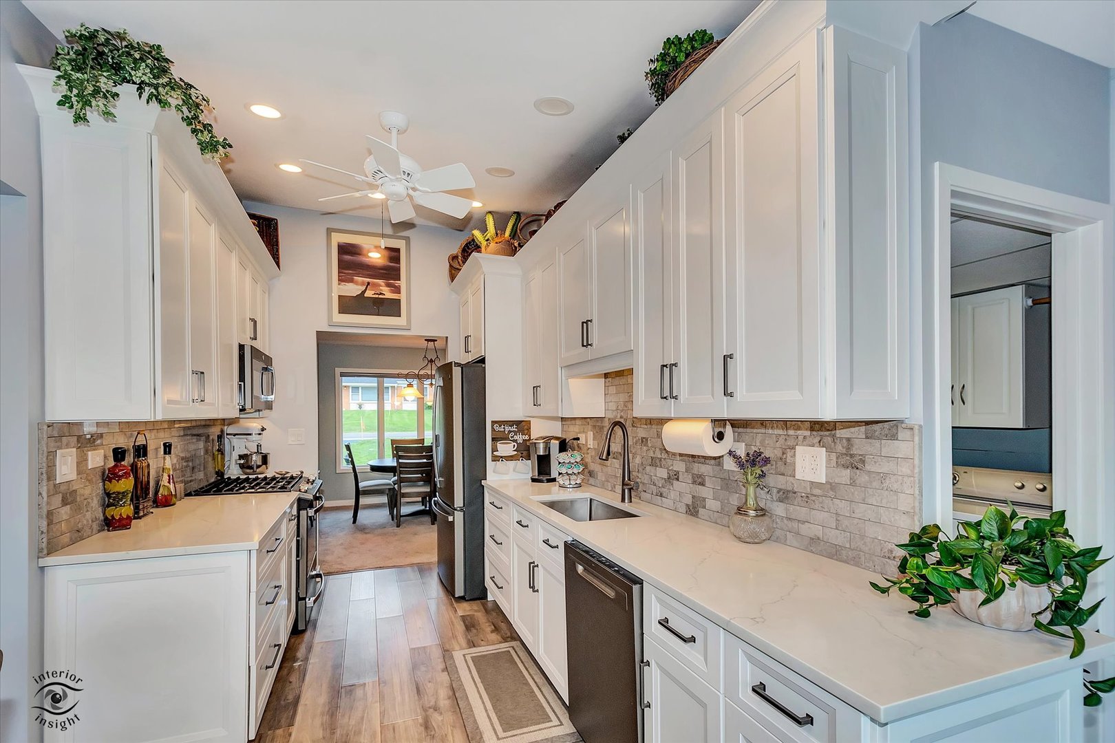 17W141 Monterey Avenue, Oakbrook Terrace, IL 60181