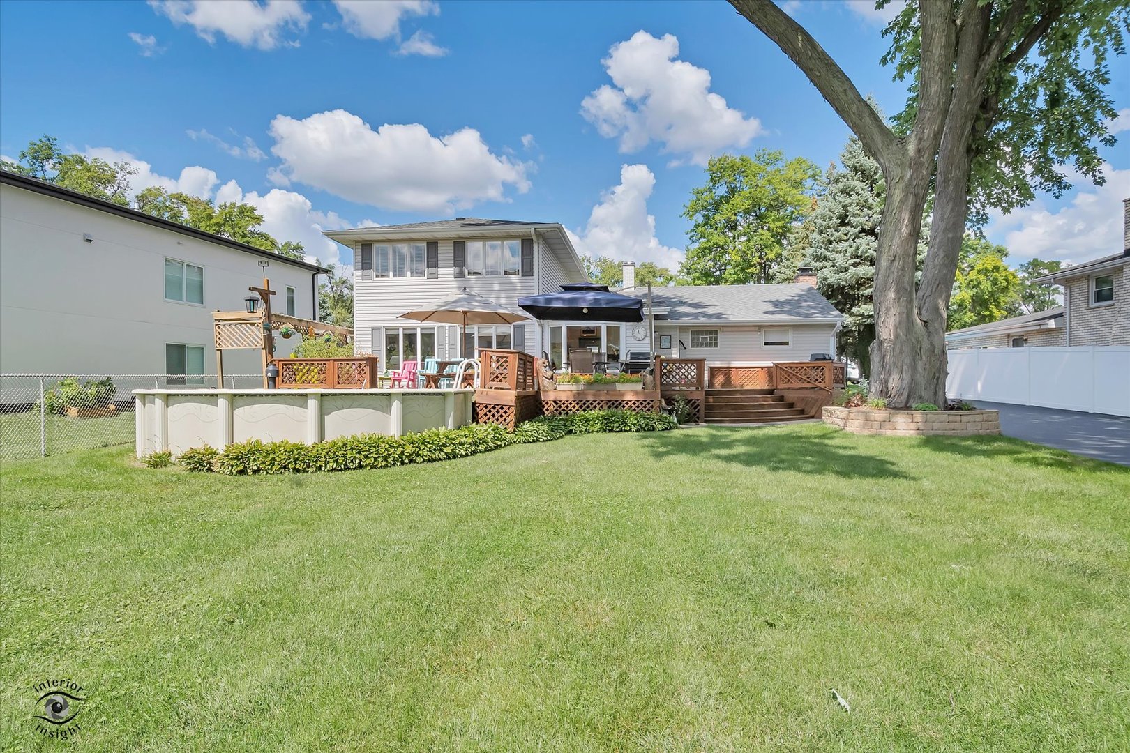 17W141 Monterey Avenue, Oakbrook Terrace, IL 60181