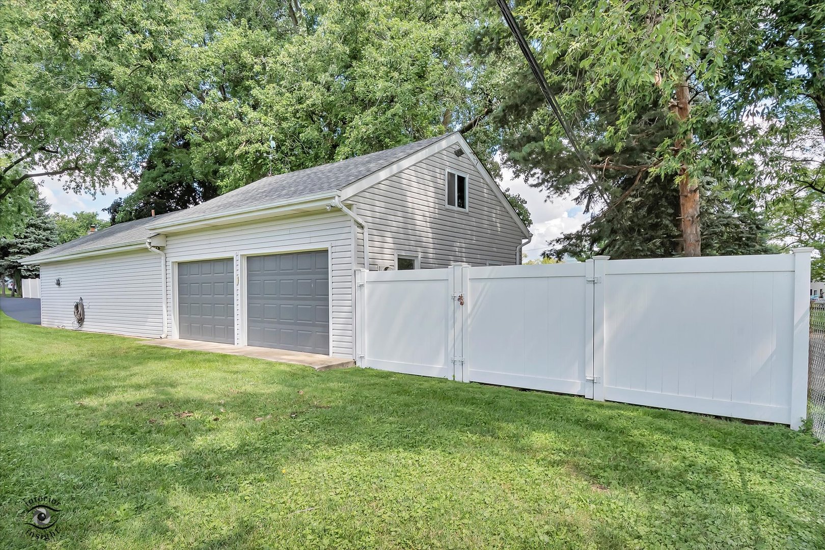 17W141 Monterey Avenue, Oakbrook Terrace, IL 60181