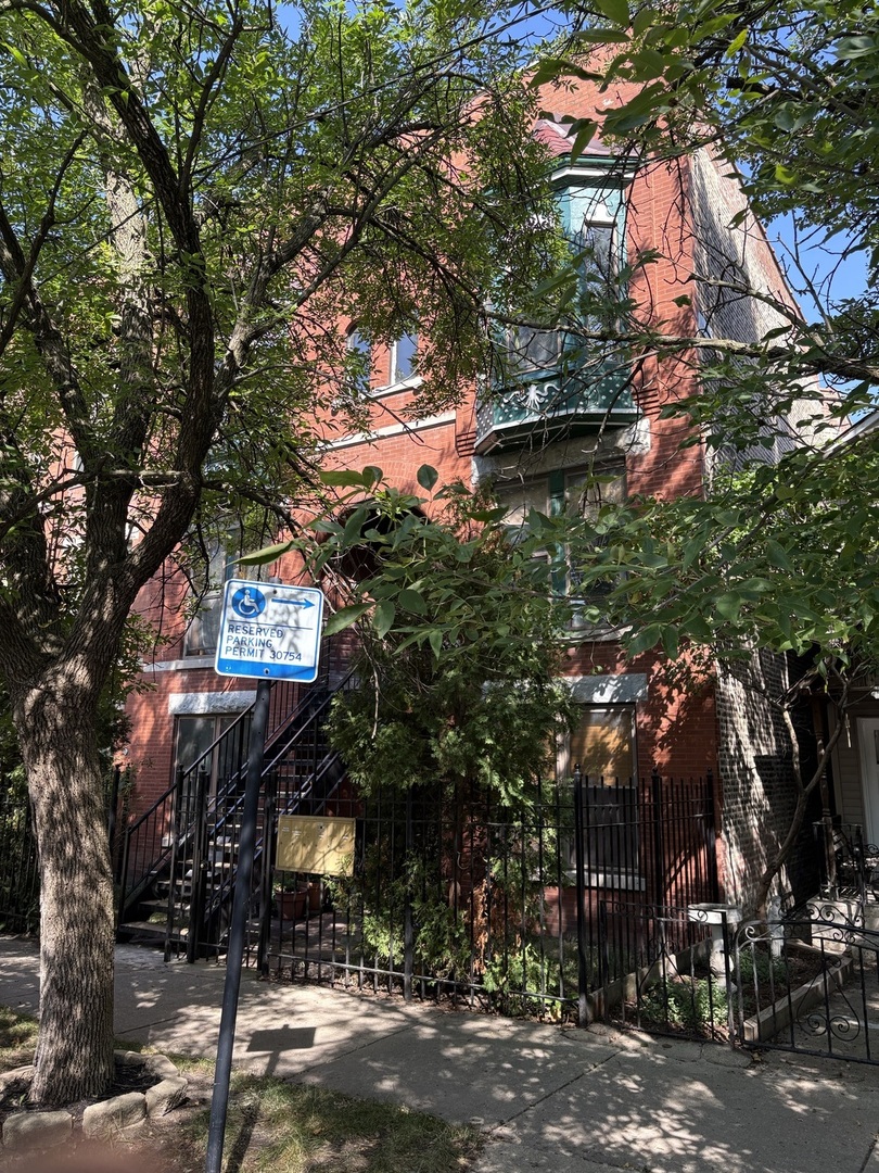 2138 W Ohio Street #3, Chicago, IL 60612