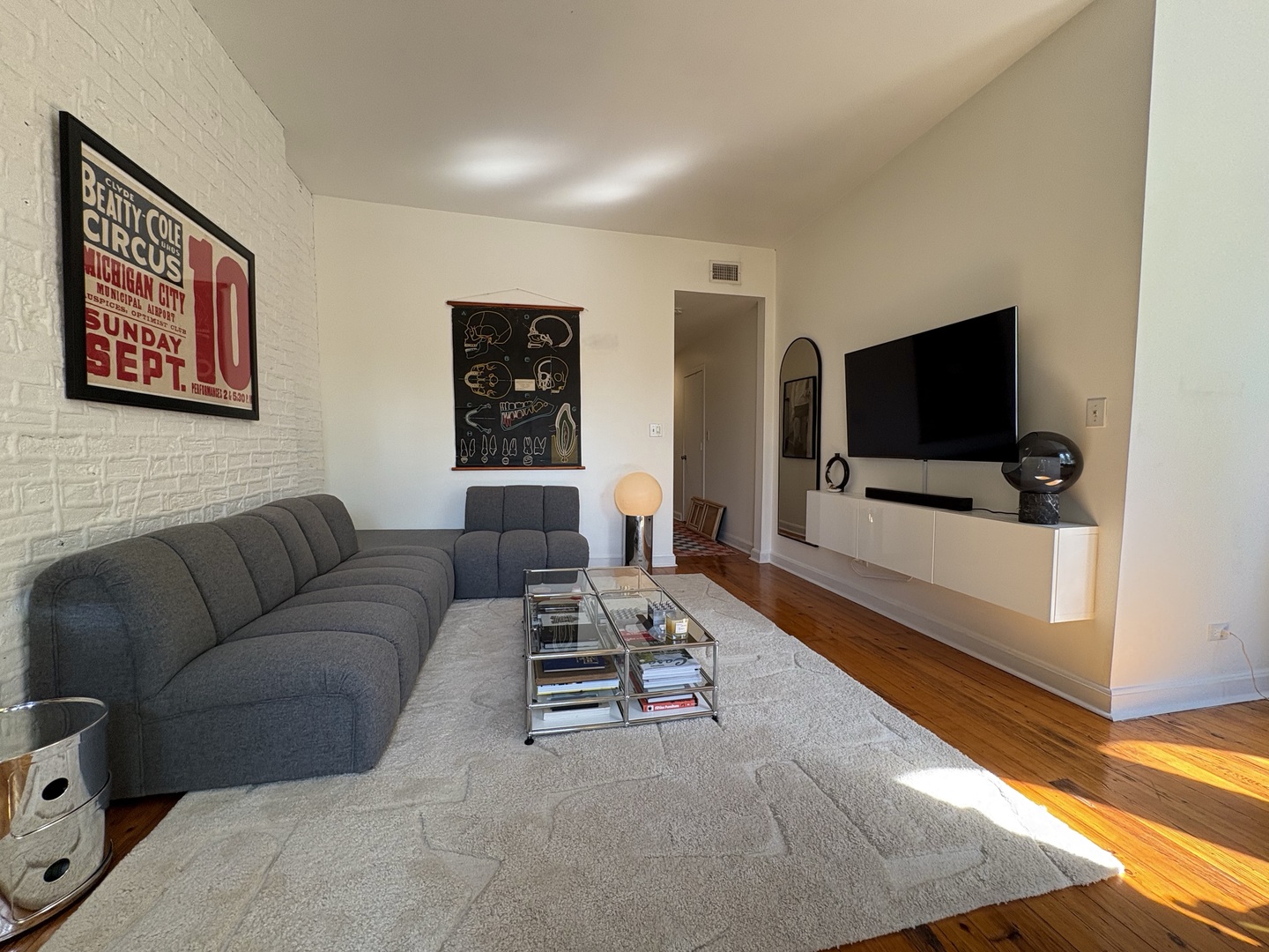 2138 W Ohio Street #3, Chicago, IL 60612
