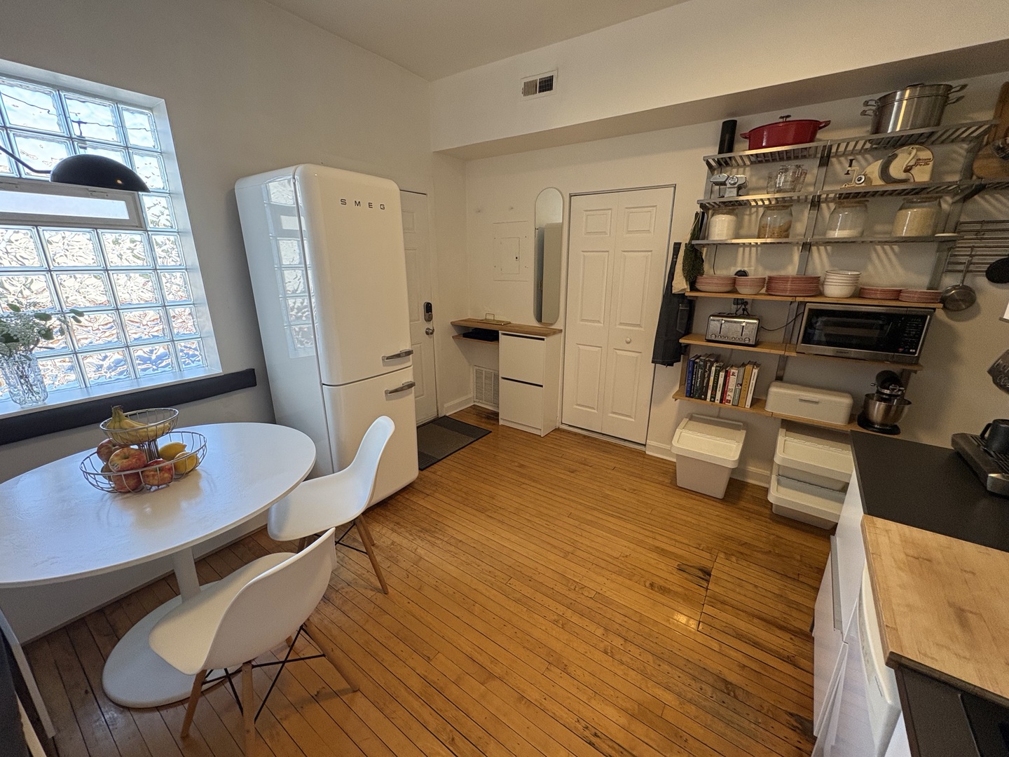2138 W Ohio Street #3, Chicago, IL 60612