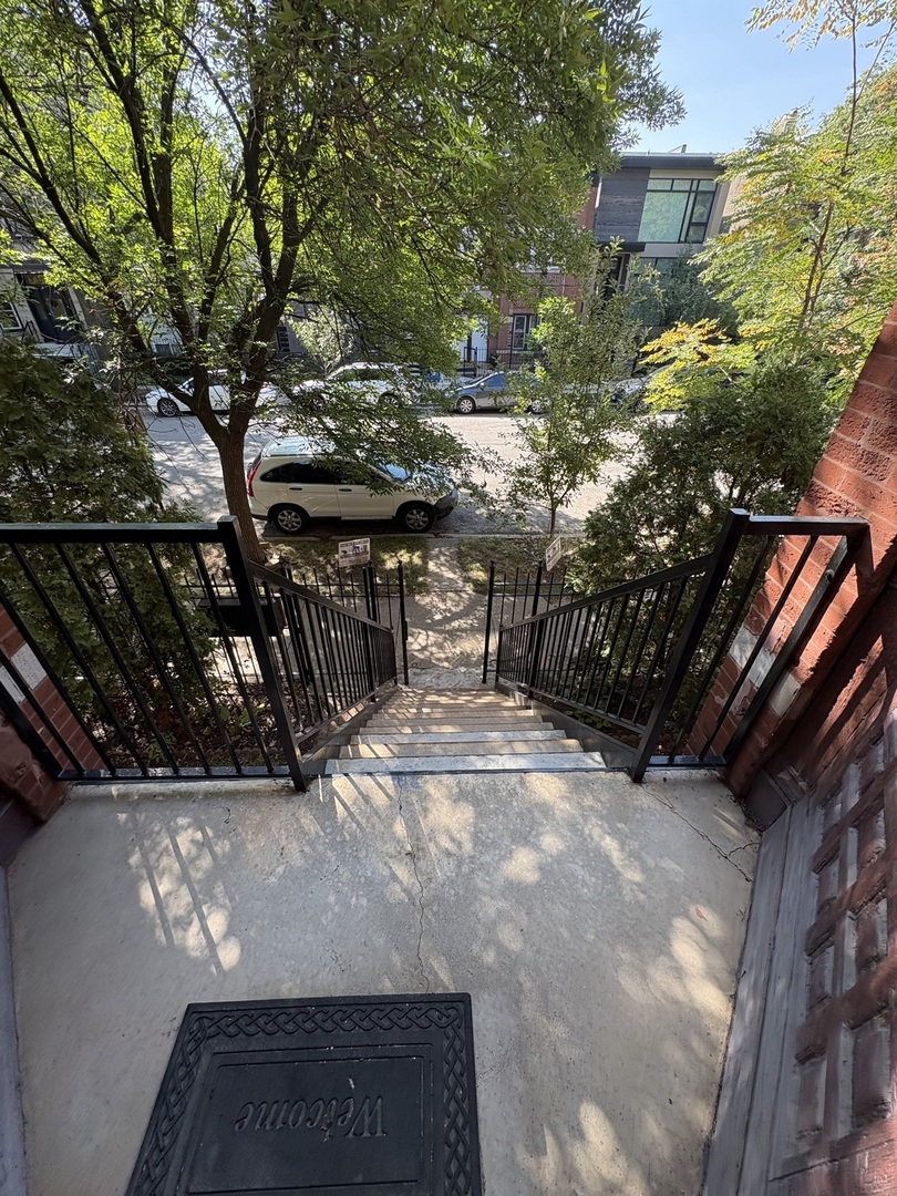 2138 W Ohio Street #3, Chicago, IL 60612