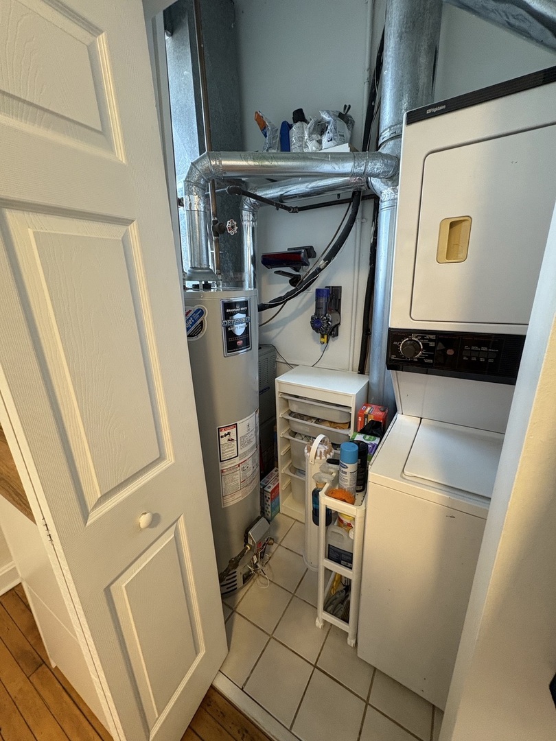 2138 W Ohio Street #3, Chicago, IL 60612