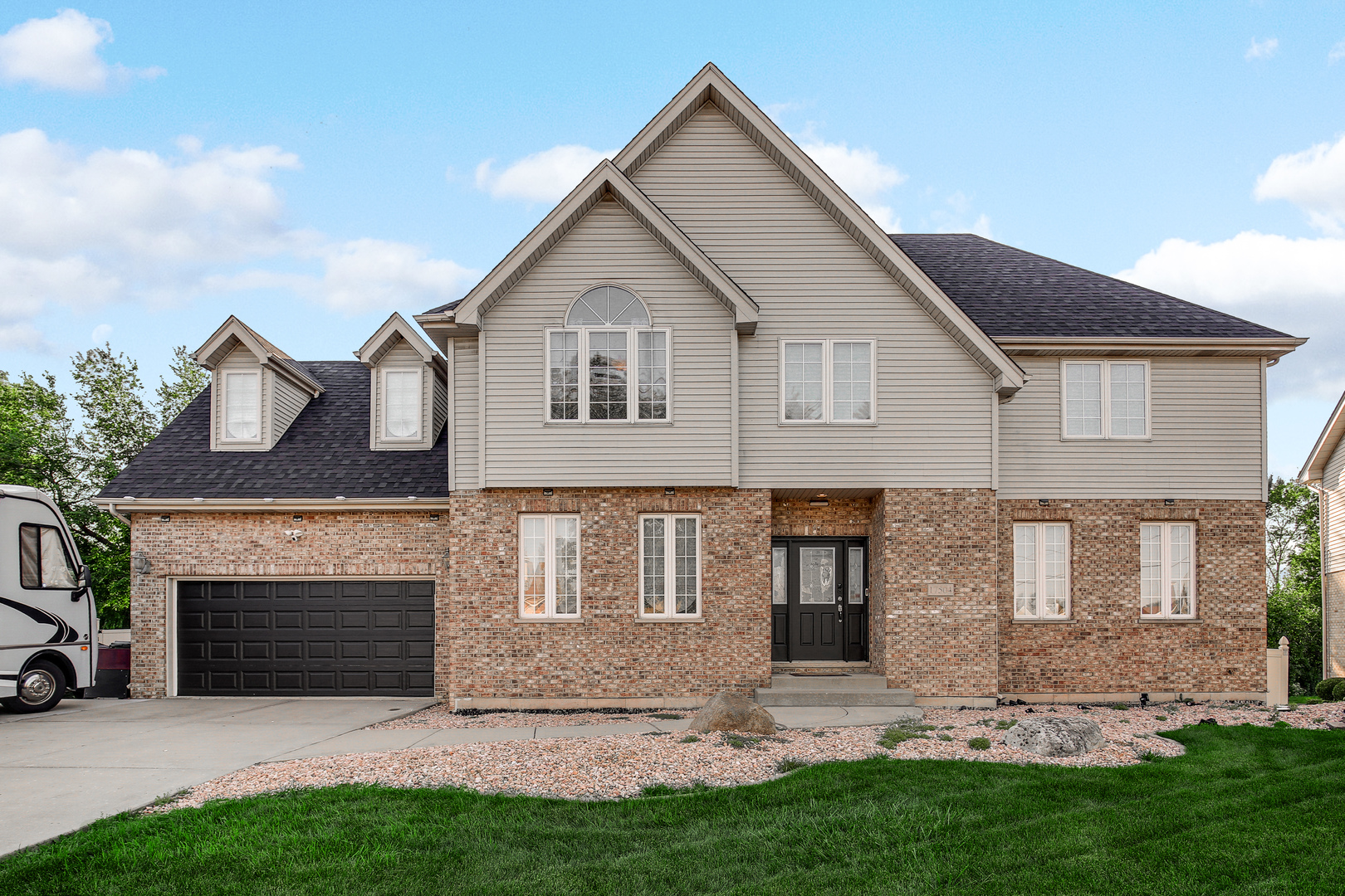17504 DANIELLE Court, Hazel Crest, IL 60429