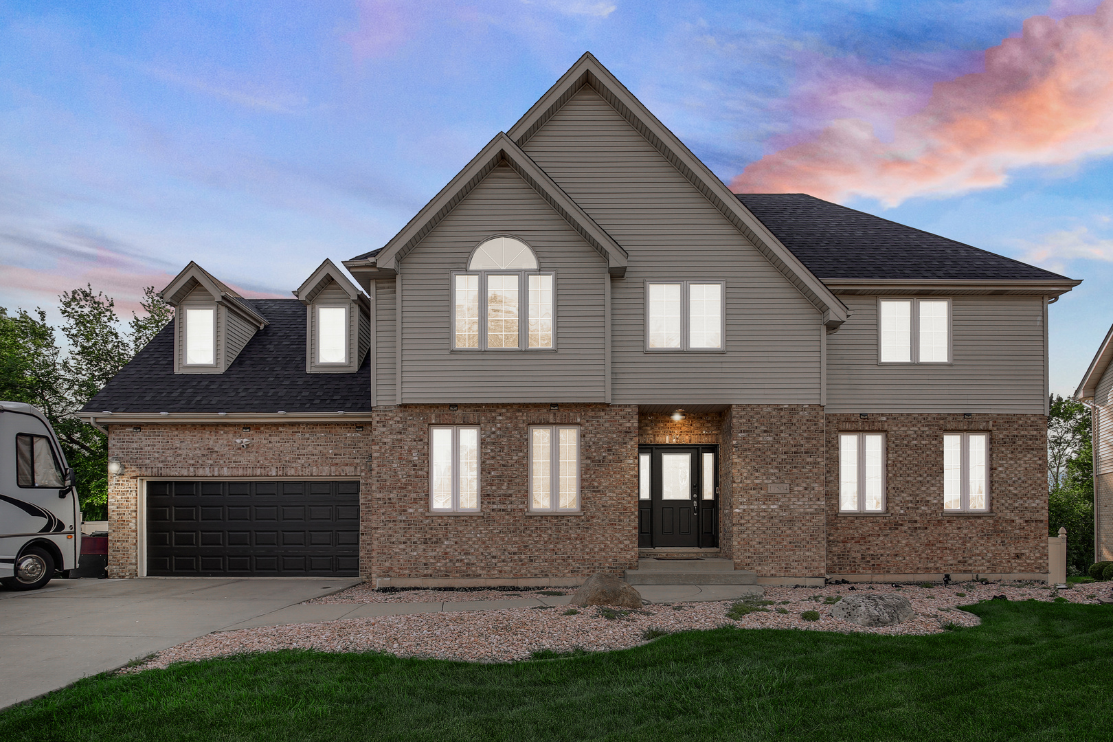 17504 DANIELLE Court, Hazel Crest, IL 60429