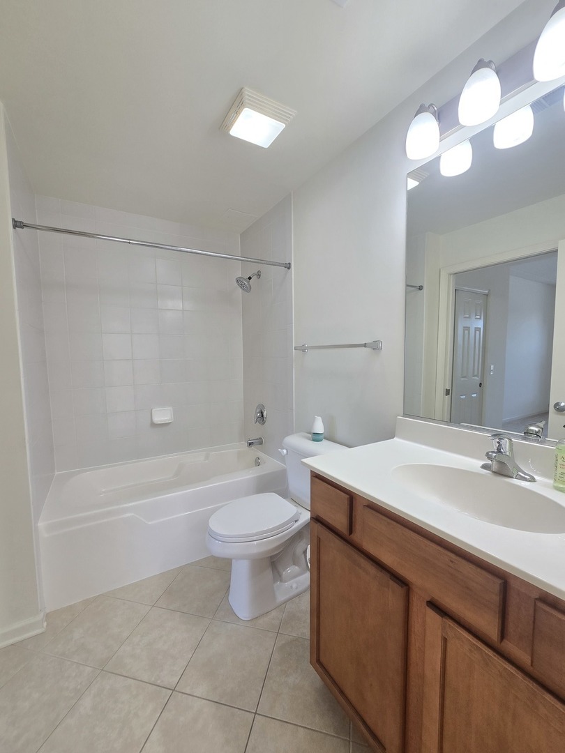 656 Pearson Street #505C, Des Plaines, IL 60016