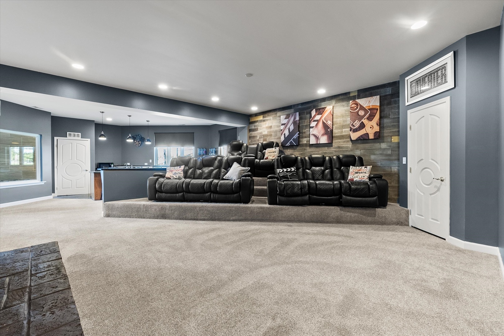 215 Slalom Court, Minooka, IL 60447