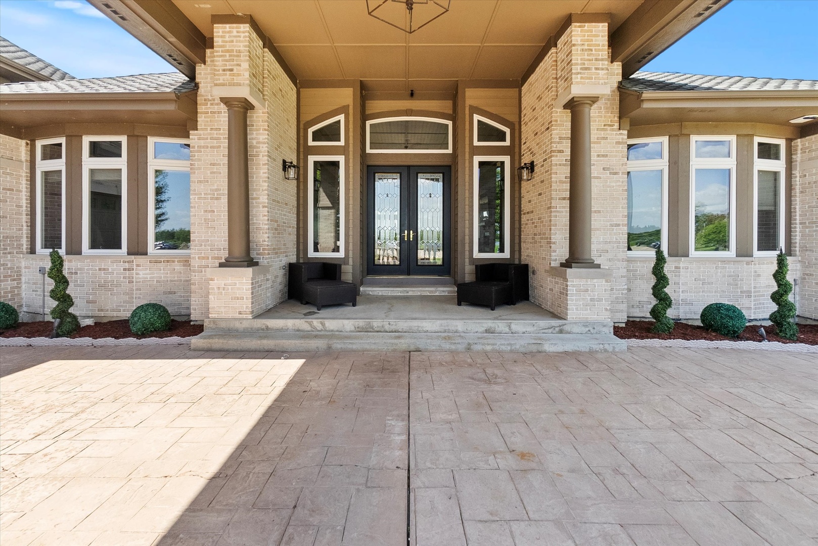 215 Slalom Court, Minooka, IL 60447