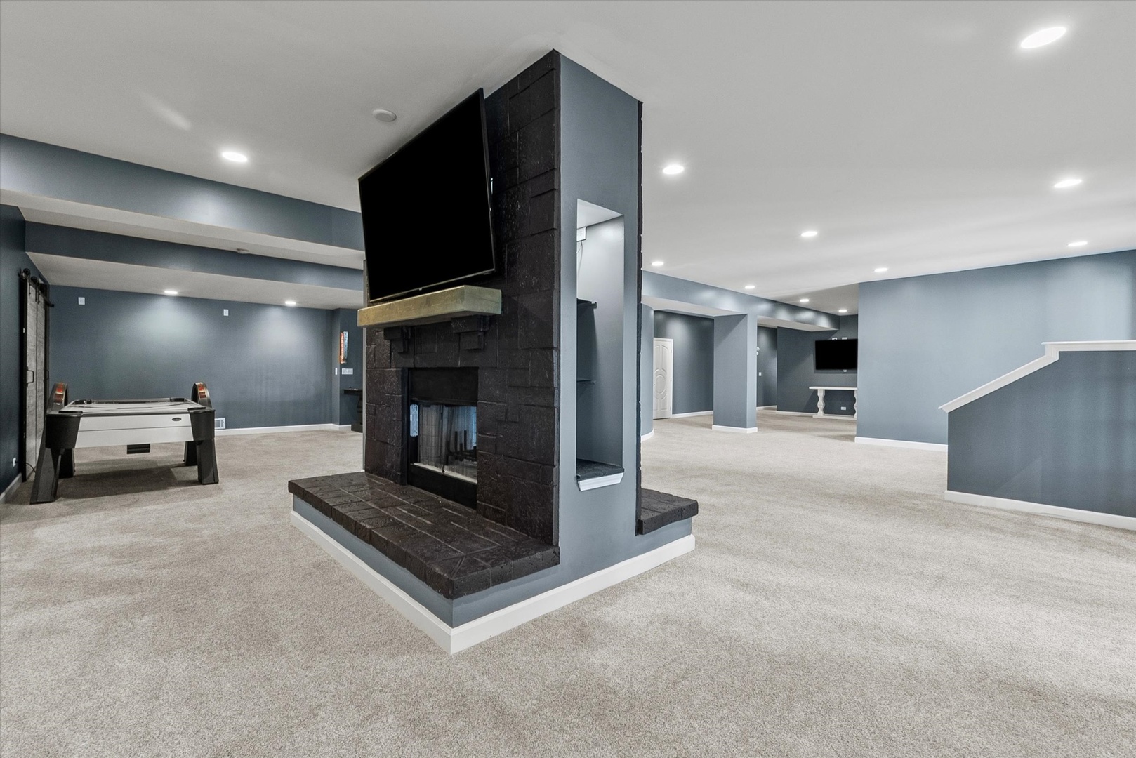 215 Slalom Court, Minooka, IL 60447