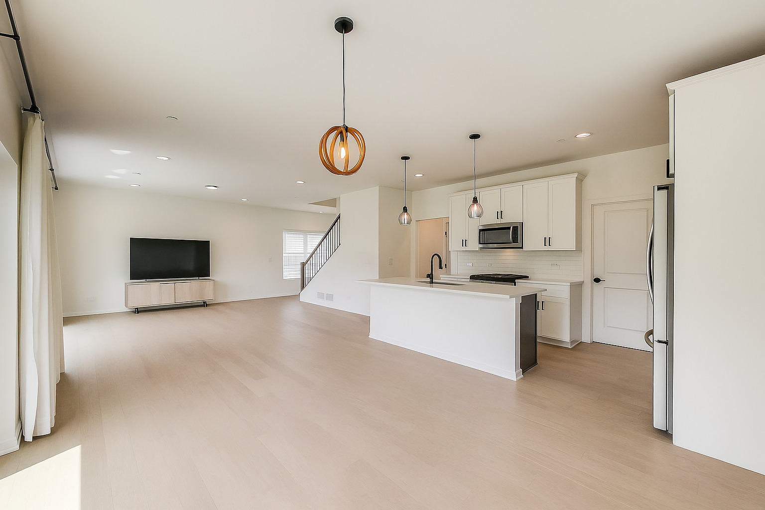 327 Lasalle Lane, Buffalo Grove, IL 60089