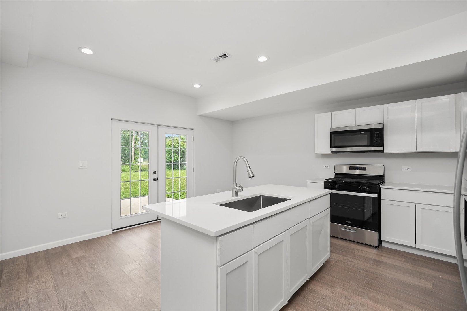 13723 S Springfield Avenue, Robbins, IL 60472