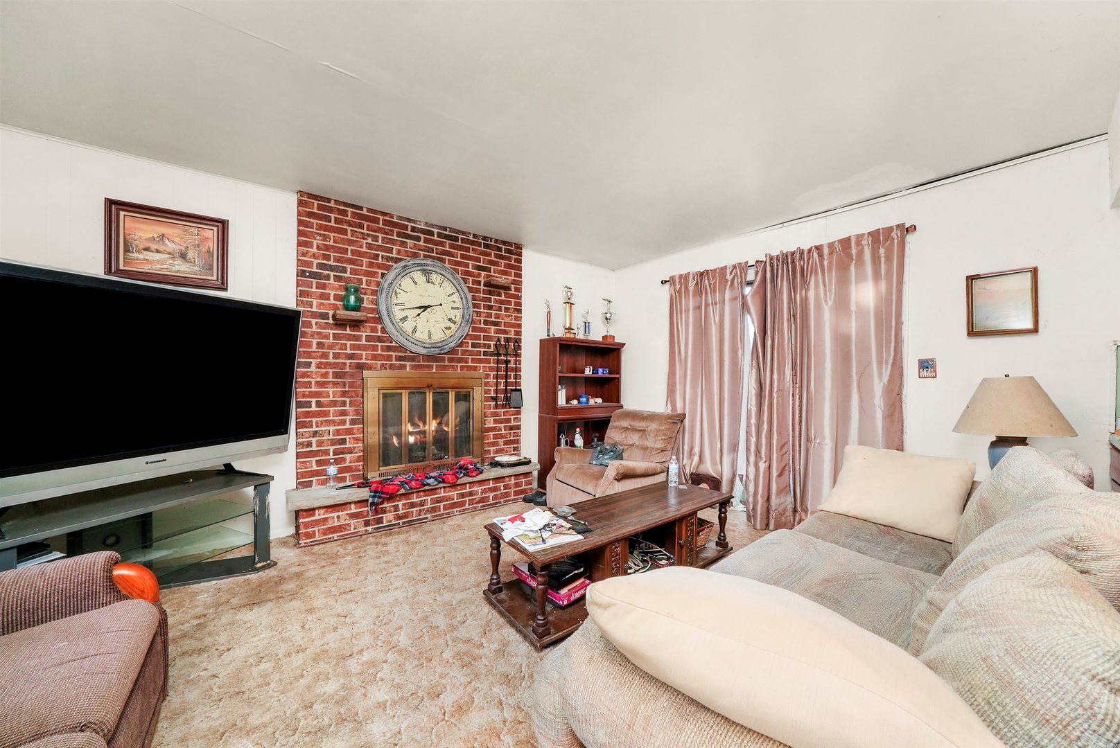 3025 Victoria Avenue, McHenry, IL 60050