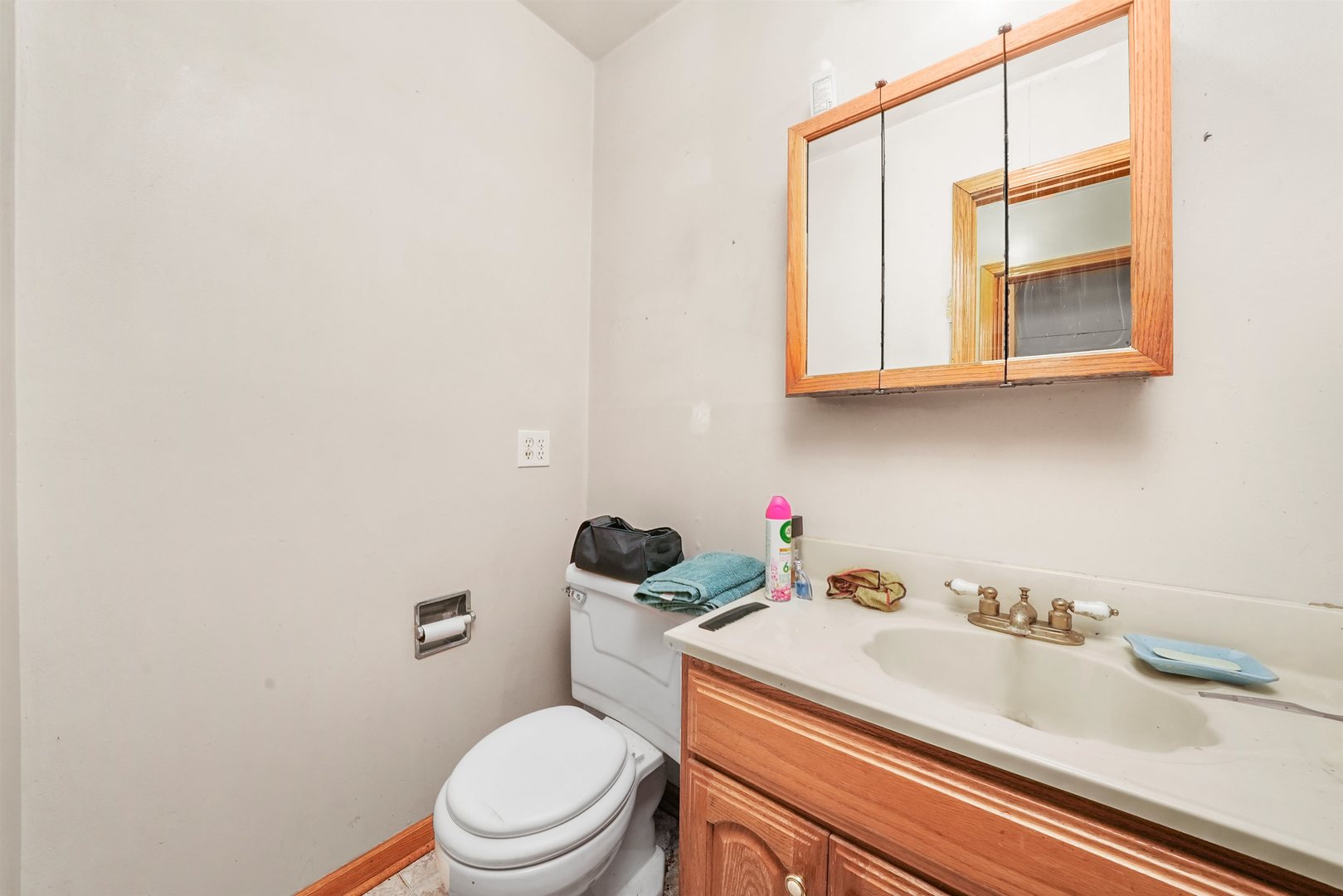 3025 Victoria Avenue, McHenry, IL 60050