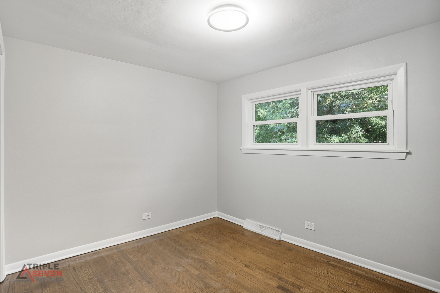 5232 Cass Street, Oak Lawn, IL 60453
