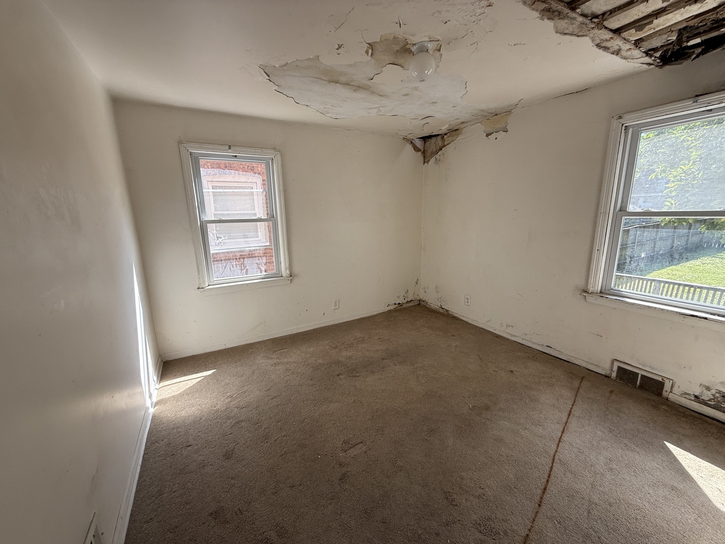 12552 S Union Avenue, Chicago, IL 60628