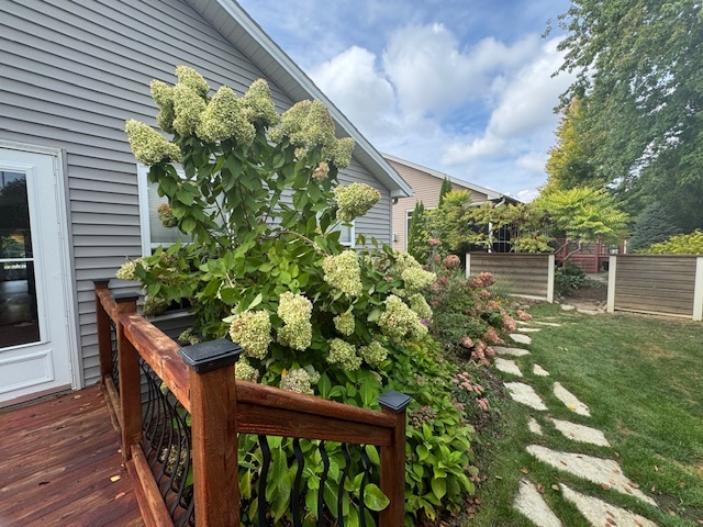 2404 Treeline Drive, Bloomington, IL 61704