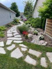 2404 Treeline Drive, Bloomington, IL 61704