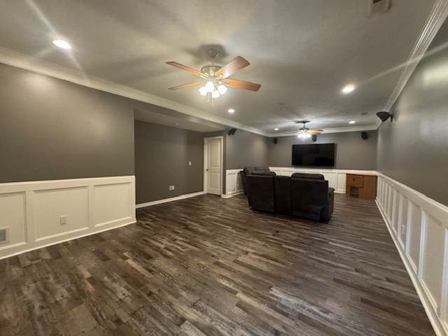 2404 Treeline Drive, Bloomington, IL 61704