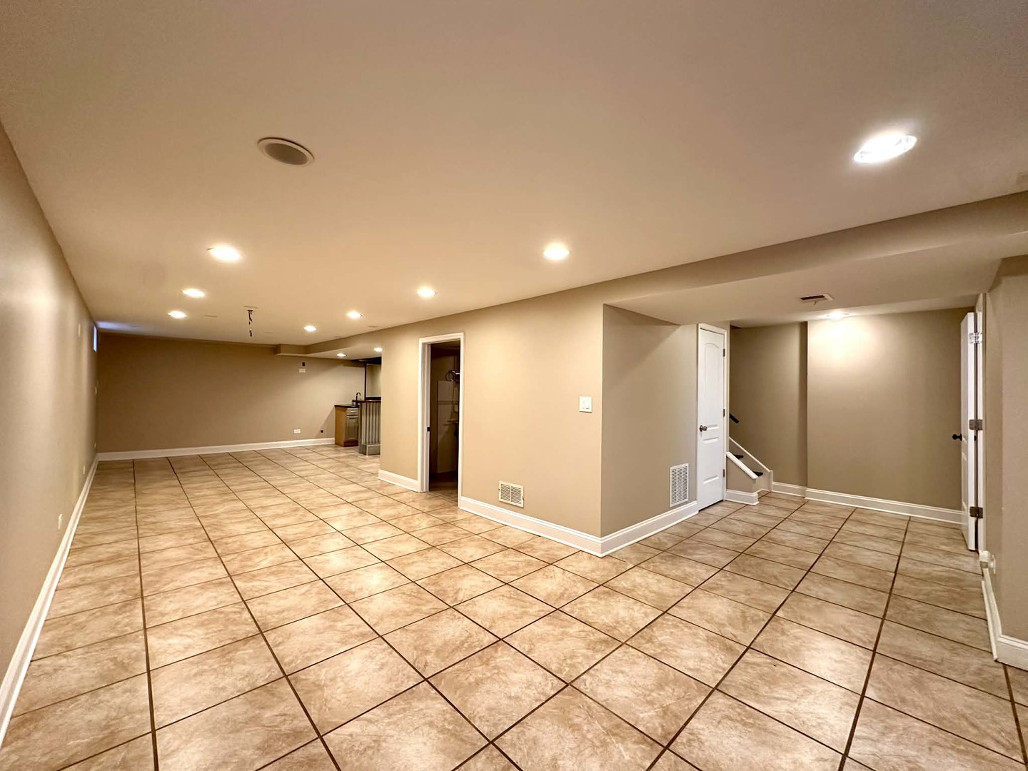 2322 Joppa Avenue, Zion, IL 60099