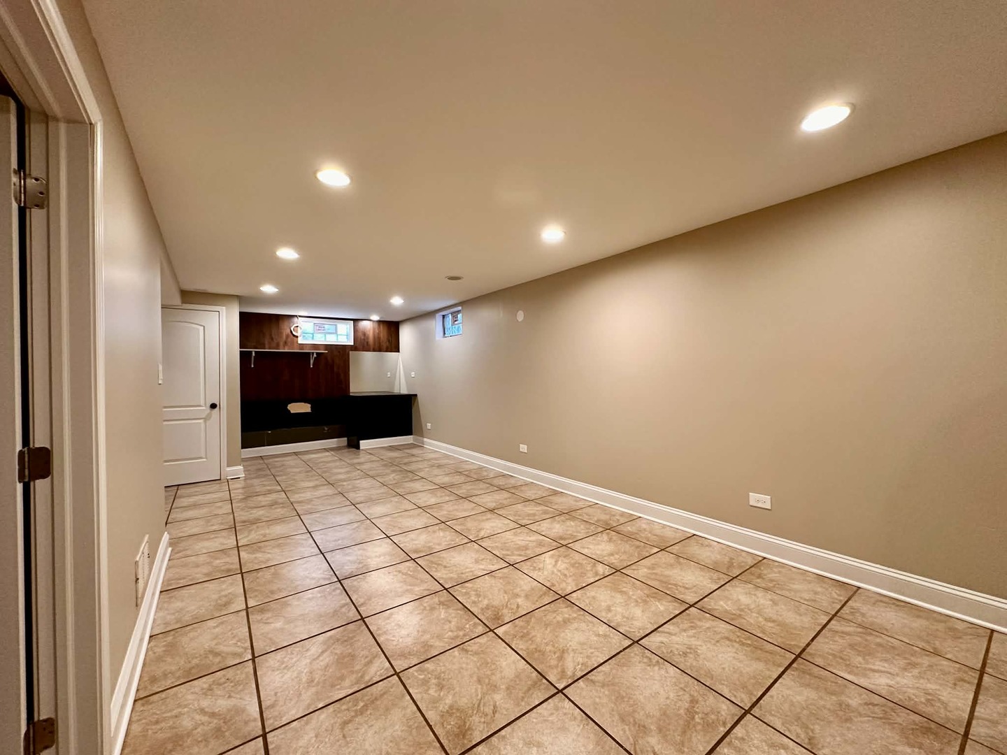 2322 Joppa Avenue, Zion, IL 60099