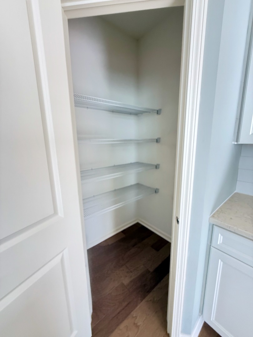 1029 Draper Road, McHenry, IL 60050