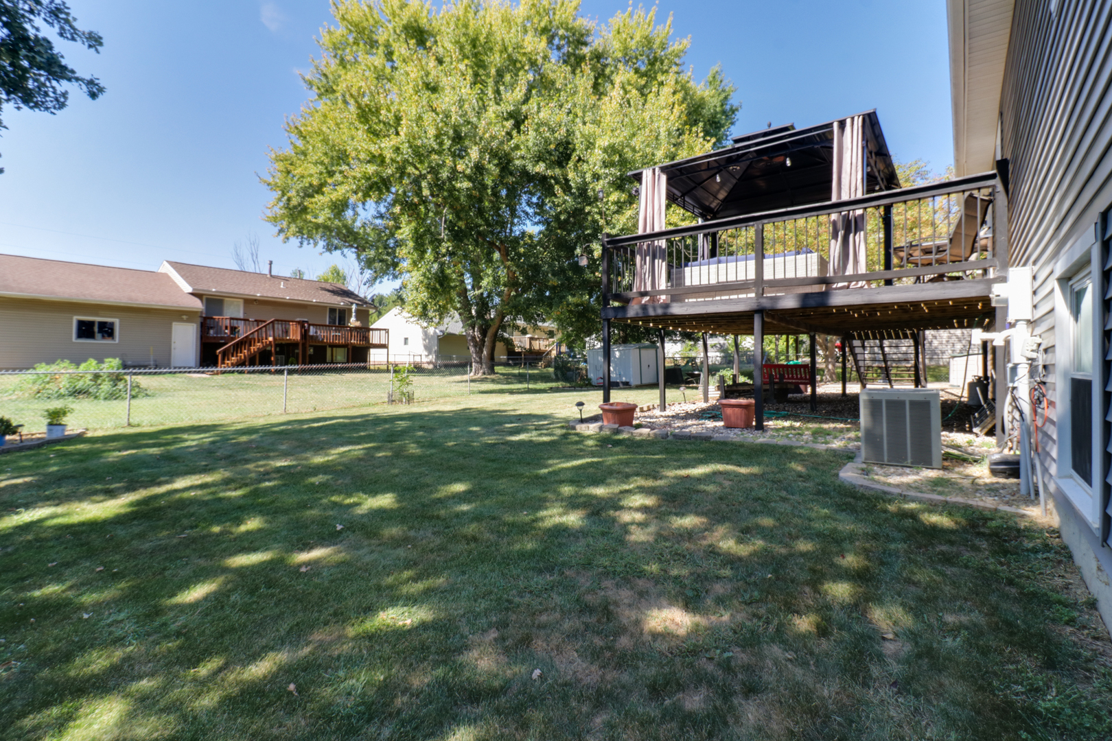 702 Arrowhead Lane, Heyworth, IL 61745