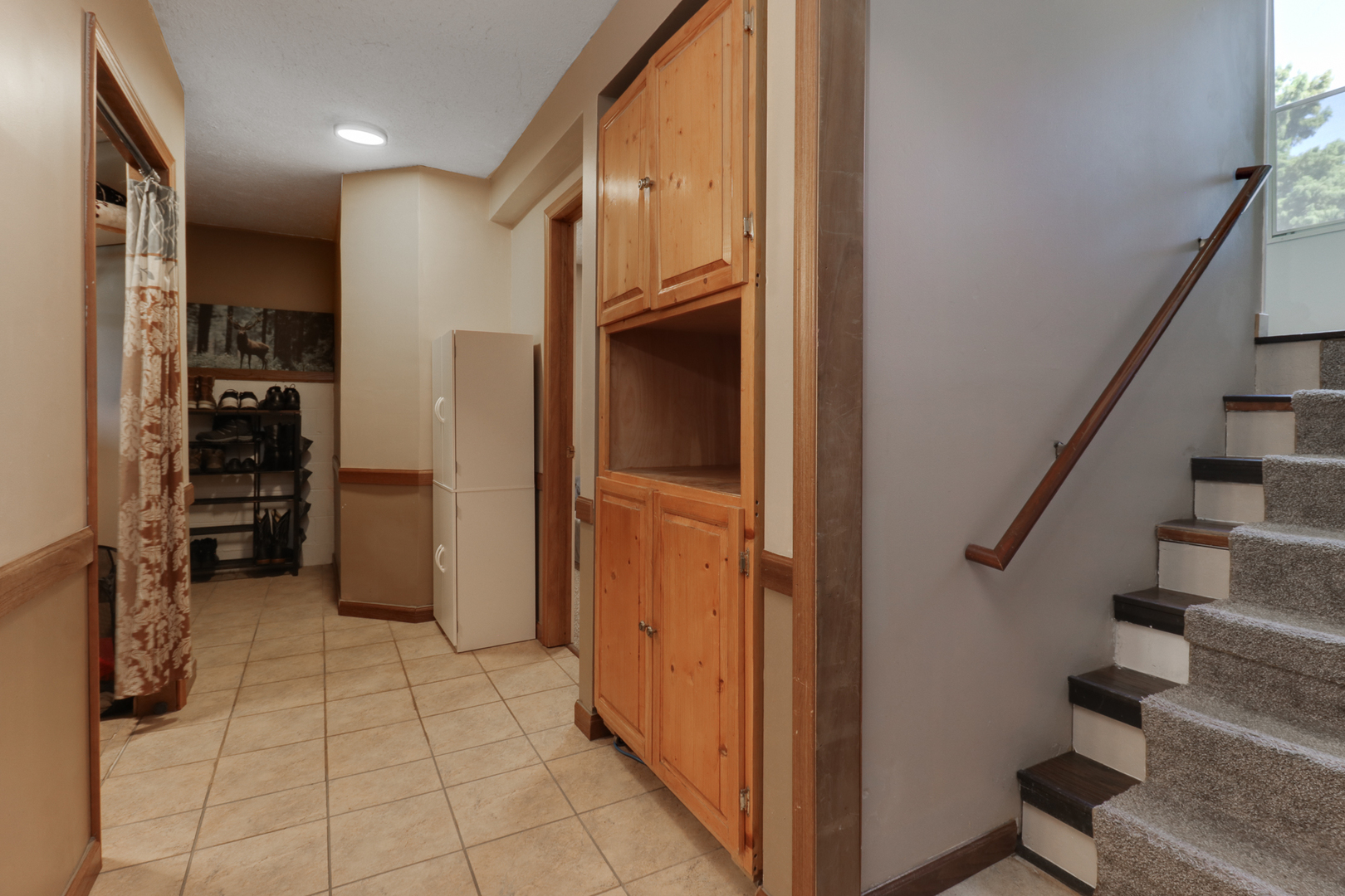 702 Arrowhead Lane, Heyworth, IL 61745