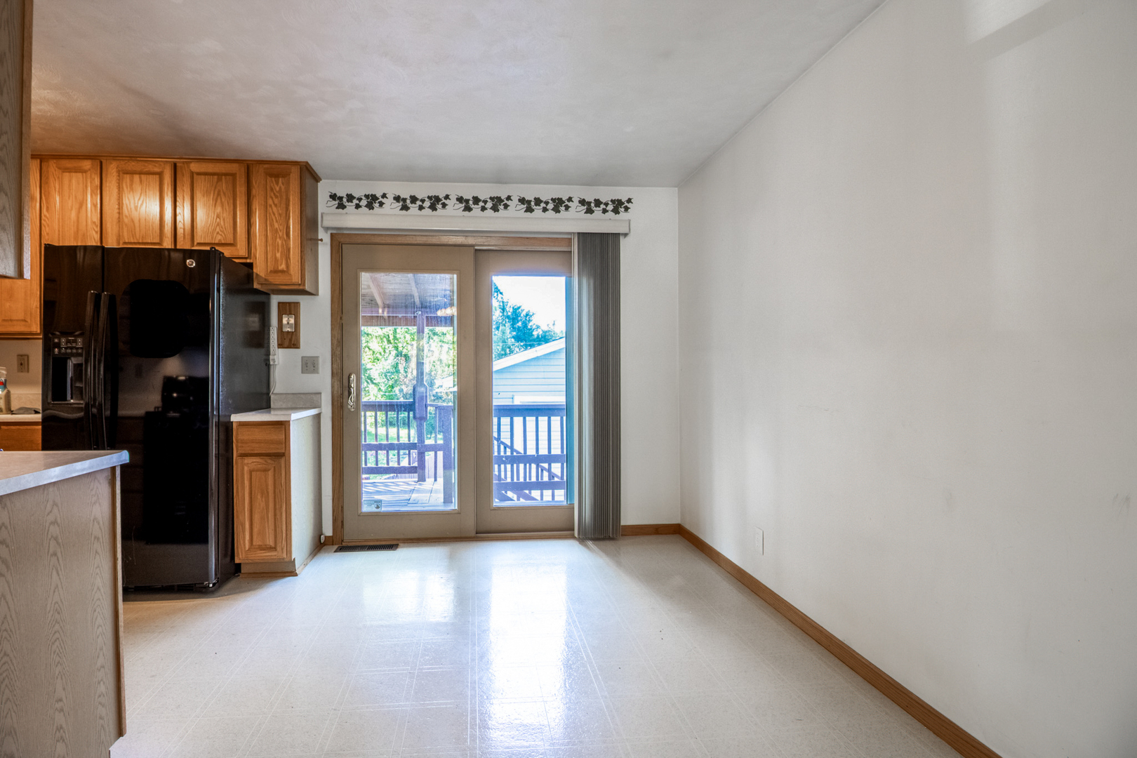 738 Tinley Drive, Aurora, IL 60506