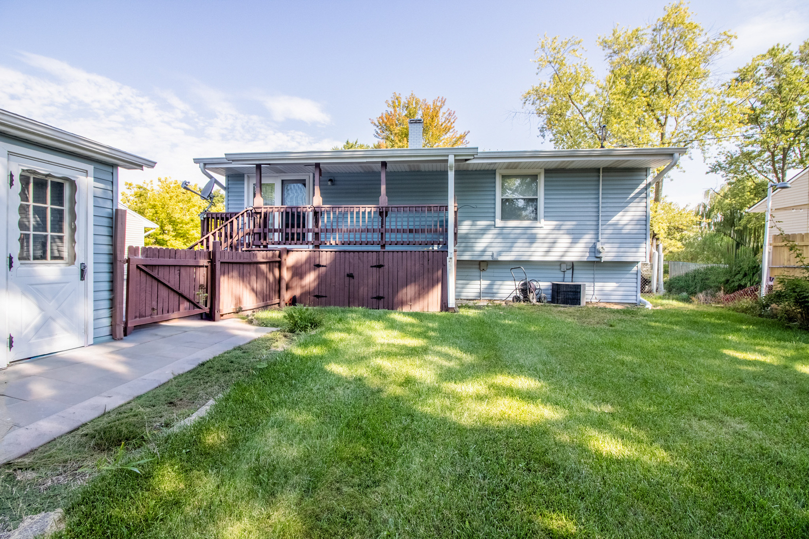 738 Tinley Drive, Aurora, IL 60506