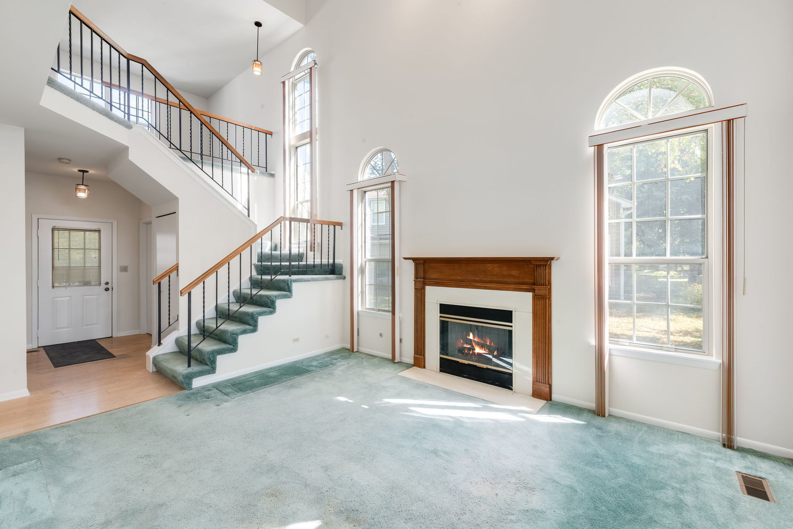 1285 Cranbrook Drive, Schaumburg, IL 60193