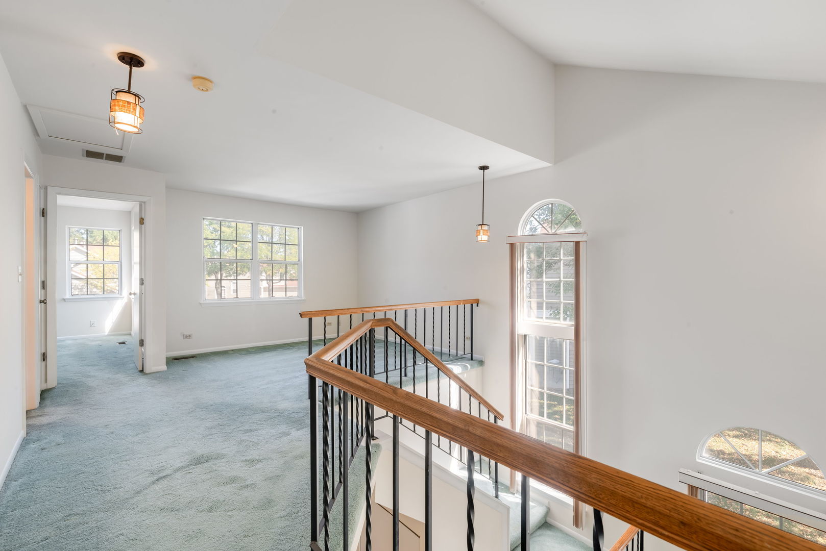 1285 Cranbrook Drive, Schaumburg, IL 60193