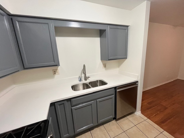 990 Manchester Court #4, South Elgin, IL 60177