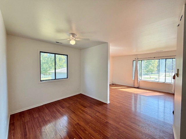 990 Manchester Court #4, South Elgin, IL 60177