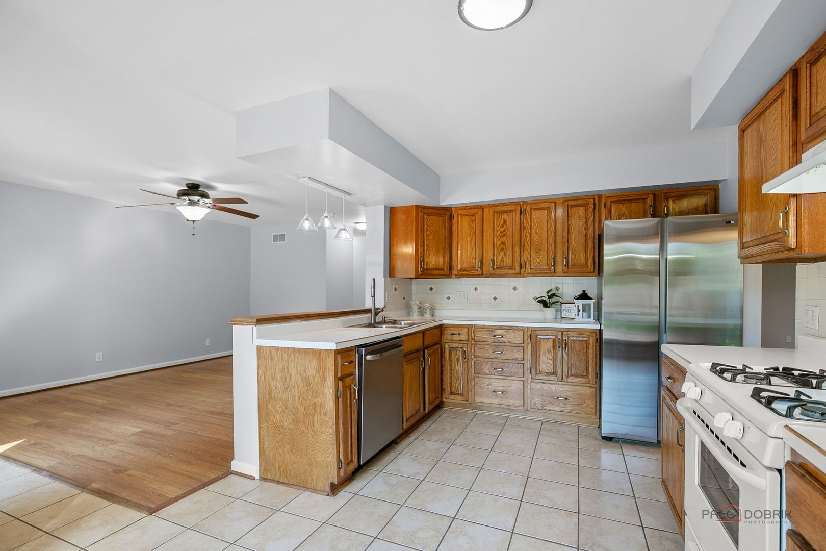 3270 Cashmore Road, Waukegan, IL 60087