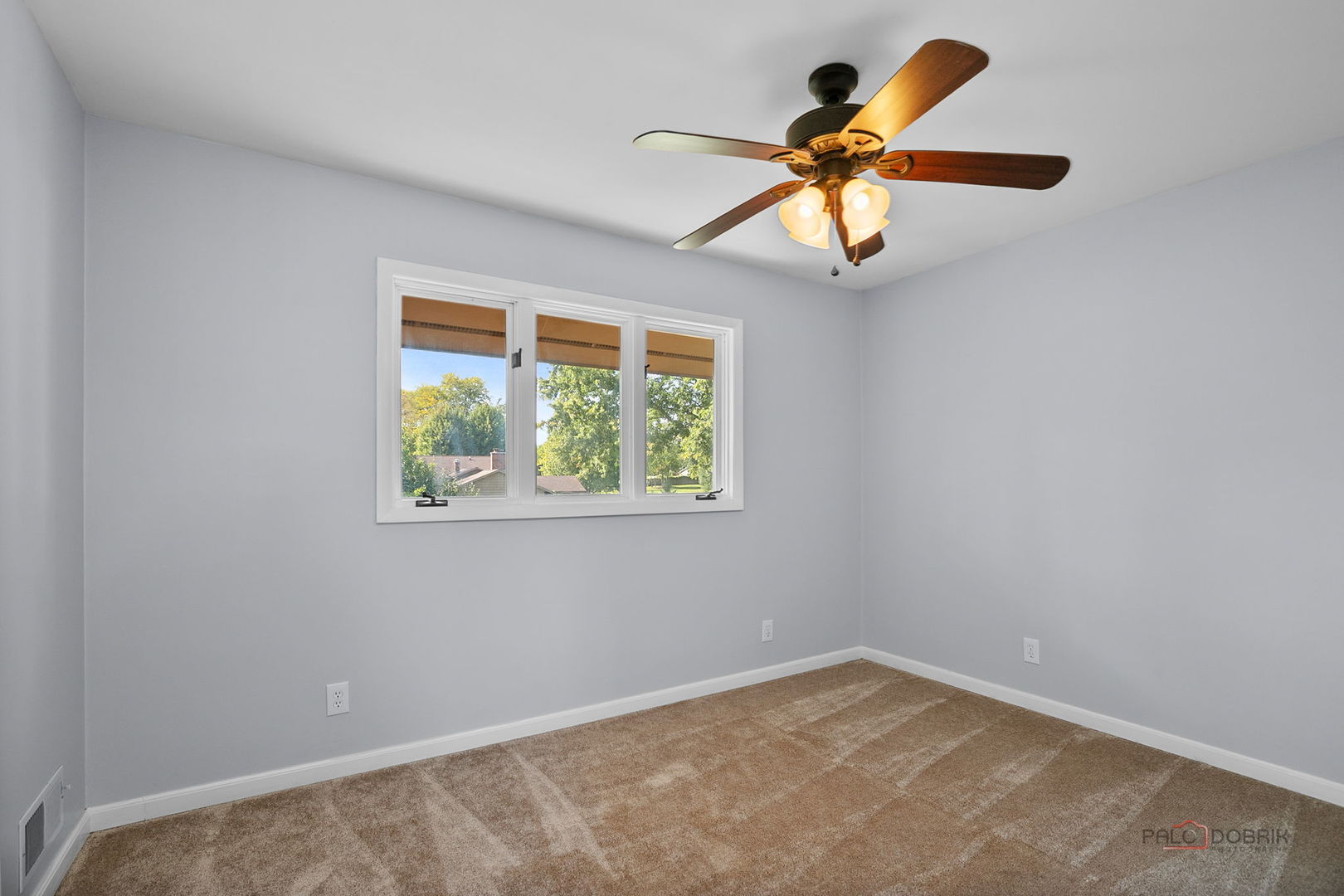 3270 Cashmore Road, Waukegan, IL 60087