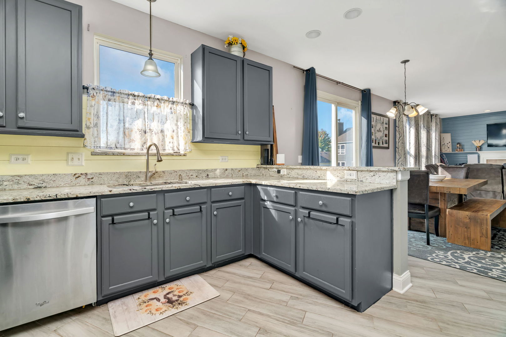 8304 Coop Avenue, Joliet, IL 60431